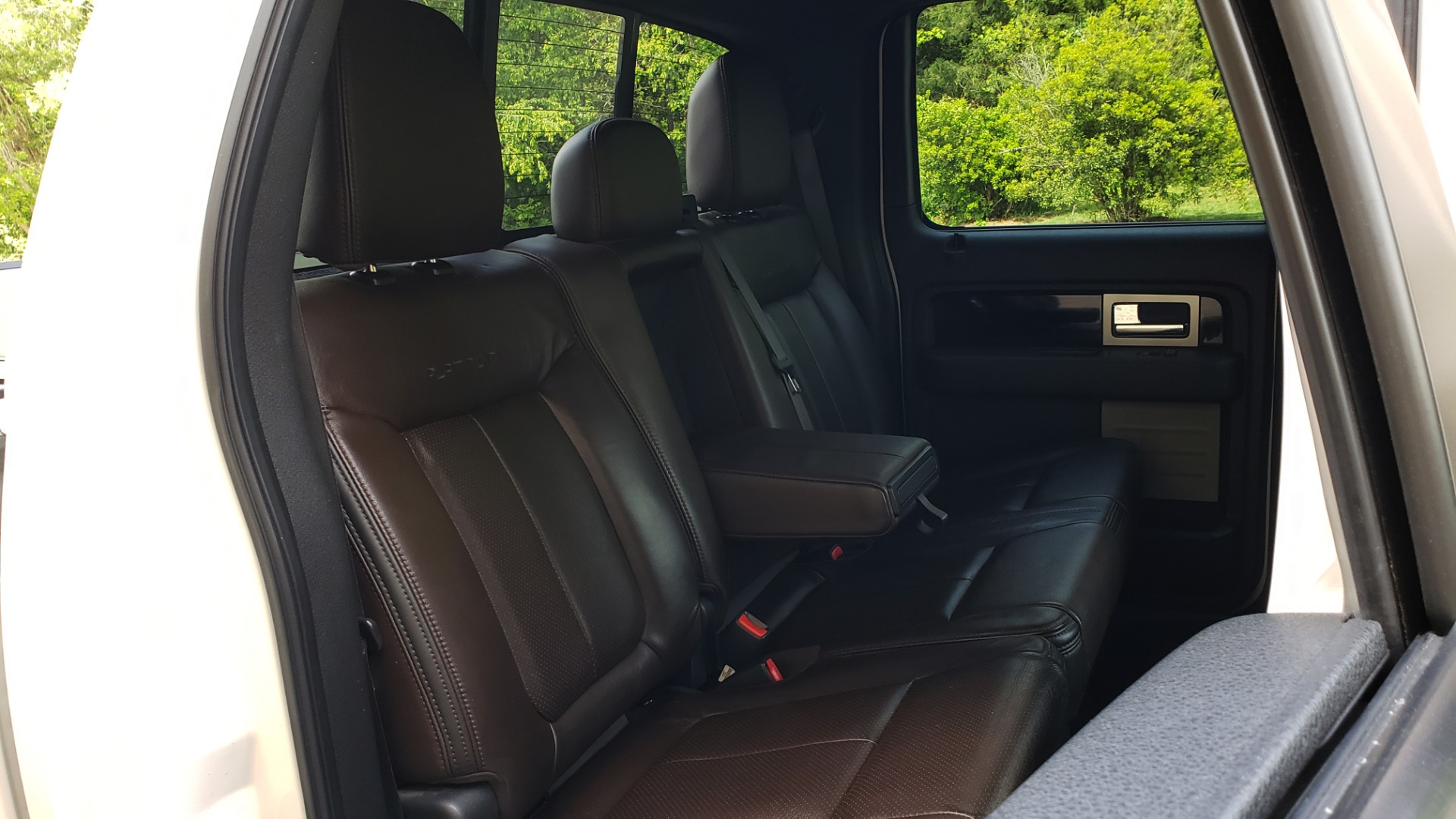 Used 2011 Ford F-150 PLATINUM 4X4 SUPERCREW / NAV / SUNROOF / SONY / REARVIEW for sale Sold at Formula Imports in Charlotte NC 28227 81