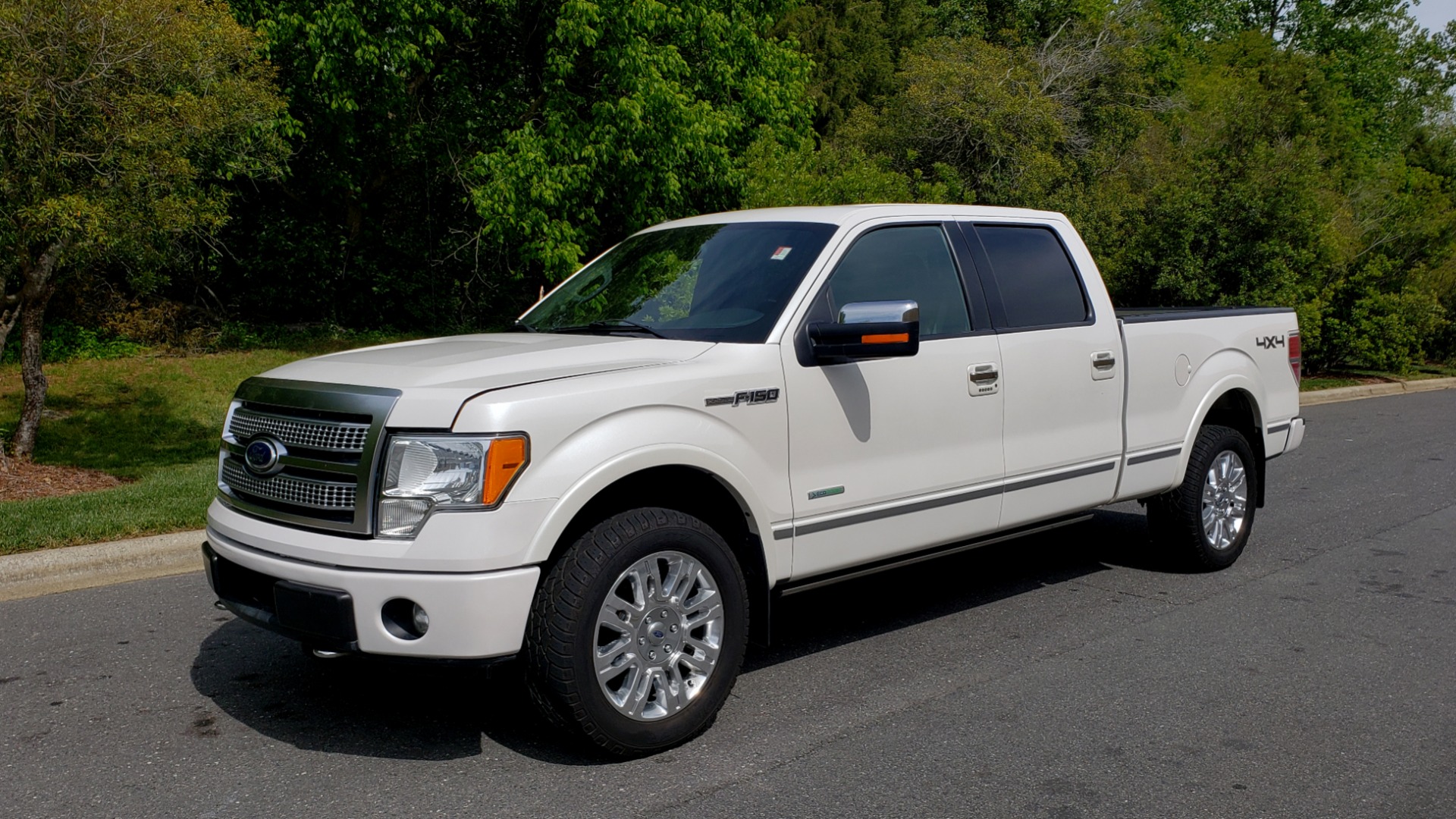 Used 2011 Ford F-150 PLATINUM 4X4 SUPERCREW / NAV / SUNROOF / SONY / REARVIEW for sale Sold at Formula Imports in Charlotte NC 28227 1
