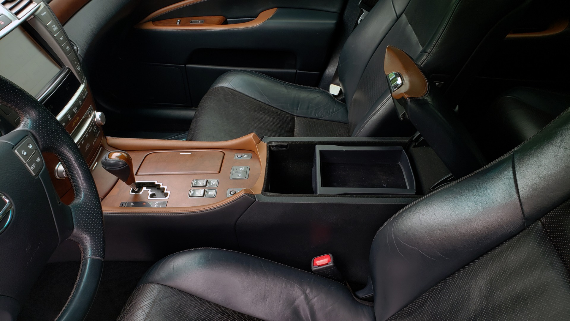 Used 2012 Lexus LS 460 COMFORT W/SPORT / VENT SEATS / NAV / MARK LEV SND / SUNROOF for sale Sold at Formula Imports in Charlotte NC 28227 55