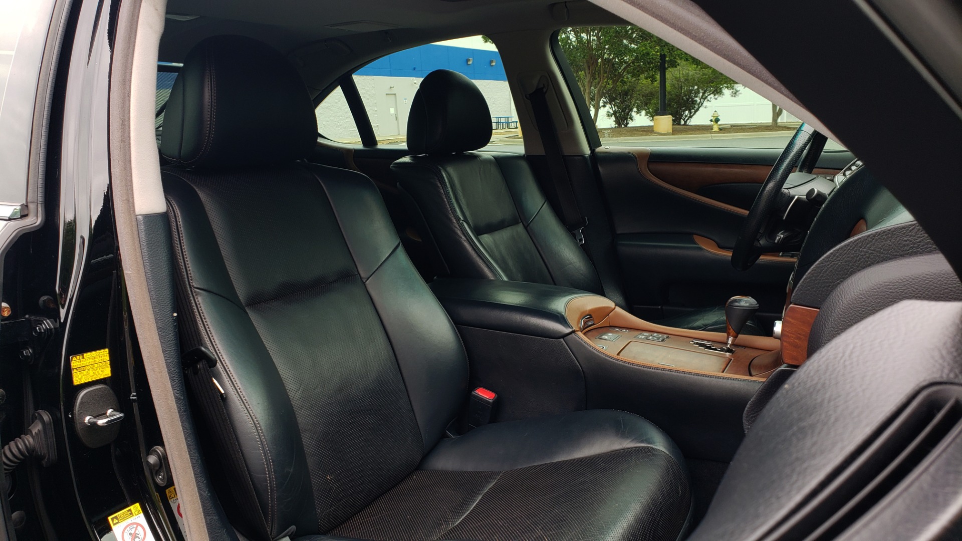 Used 2012 Lexus LS 460 COMFORT W/SPORT / VENT SEATS / NAV / MARK LEV SND / SUNROOF for sale Sold at Formula Imports in Charlotte NC 28227 68