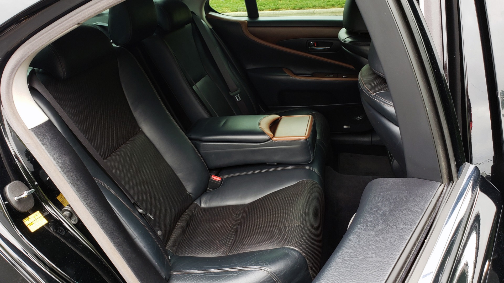Used 2012 Lexus LS 460 COMFORT W/SPORT / VENT SEATS / NAV / MARK LEV SND / SUNROOF for sale Sold at Formula Imports in Charlotte NC 28227 80