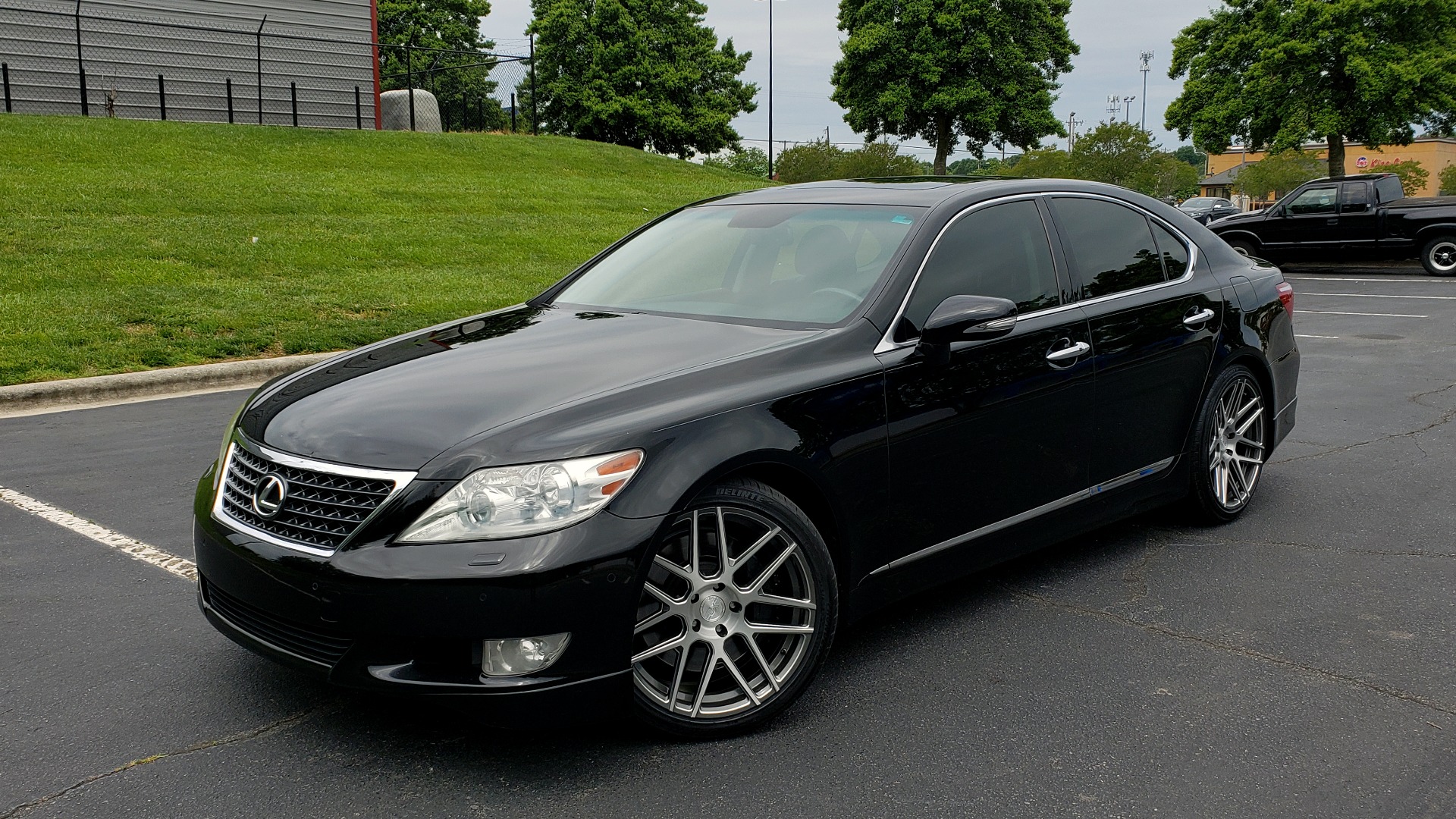 Used 2012 Lexus LS 460 COMFORT W/SPORT / VENT SEATS / NAV / MARK LEV SND / SUNROOF for sale Sold at Formula Imports in Charlotte NC 28227 1