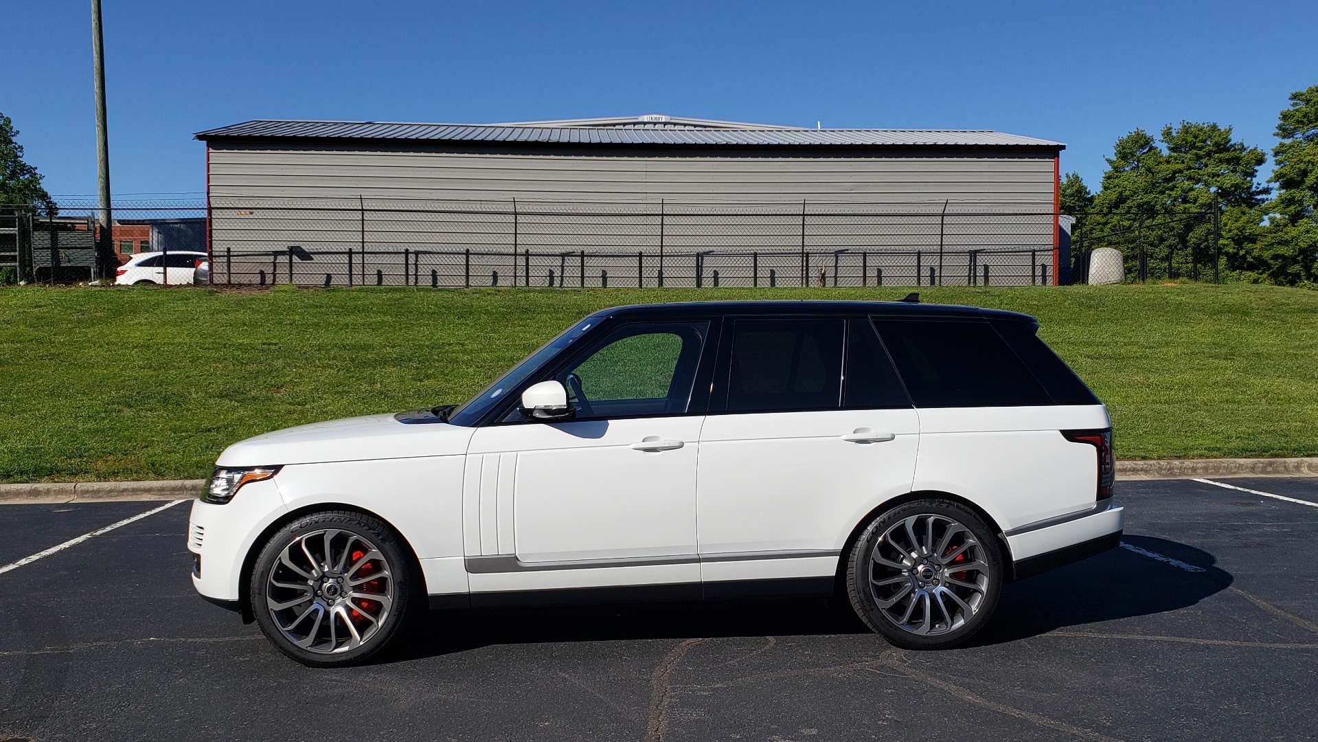 Used 2016 Land Rover RANGE ROVER HSE / NAV / VISION ASSIST / MERIDIAN / PANO-ROOF / REARVIEW for sale Sold at Formula Imports in Charlotte NC 28227 2