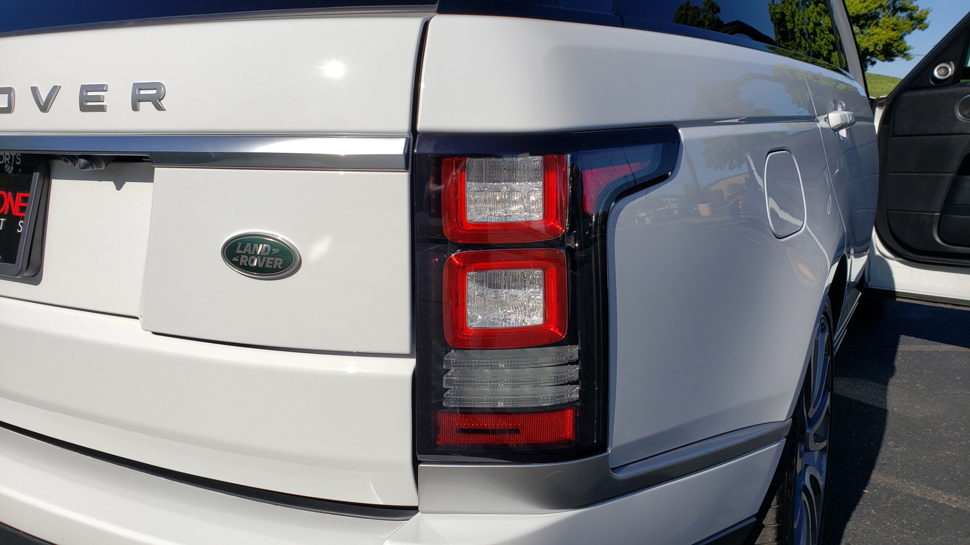 Used 2016 Land Rover RANGE ROVER HSE / NAV / VISION ASSIST / MERIDIAN / PANO-ROOF / REARVIEW for sale Sold at Formula Imports in Charlotte NC 28227 22