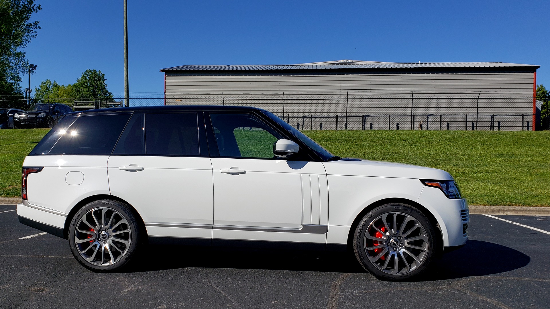 Used 2016 Land Rover RANGE ROVER HSE / NAV / VISION ASSIST / MERIDIAN / PANO-ROOF / REARVIEW for sale Sold at Formula Imports in Charlotte NC 28227 5