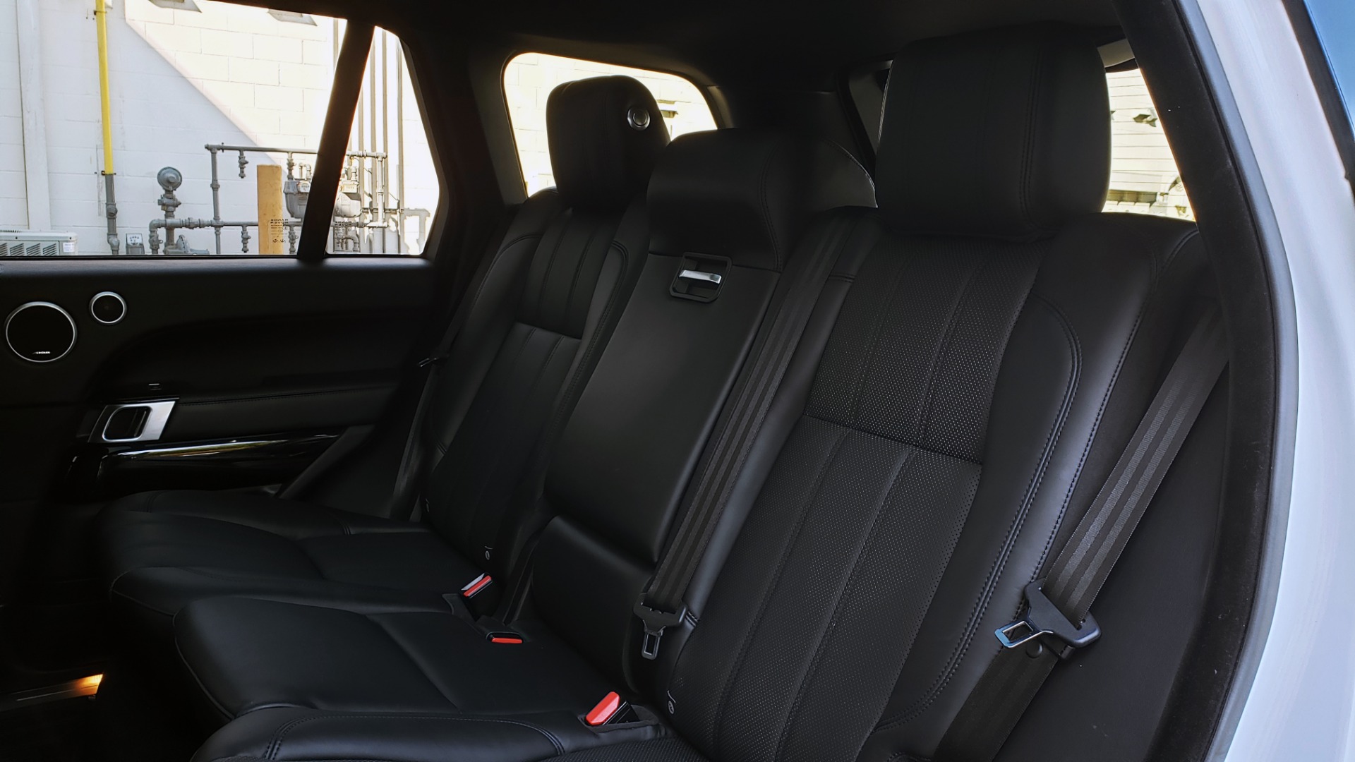 Used 2016 Land Rover RANGE ROVER HSE / NAV / VISION ASSIST / MERIDIAN / PANO-ROOF / REARVIEW for sale Sold at Formula Imports in Charlotte NC 28227 67