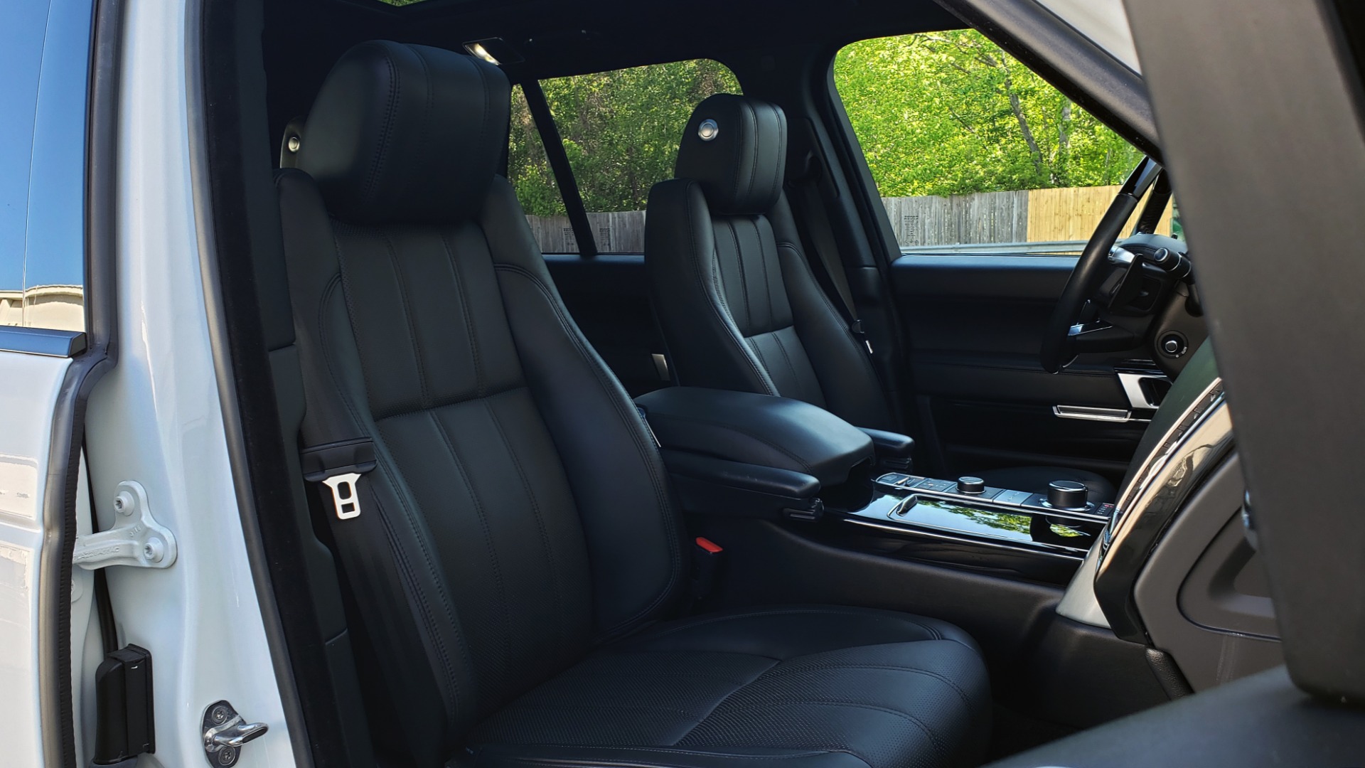 Used 2016 Land Rover RANGE ROVER HSE / NAV / VISION ASSIST / MERIDIAN / PANO-ROOF / REARVIEW for sale Sold at Formula Imports in Charlotte NC 28227 72