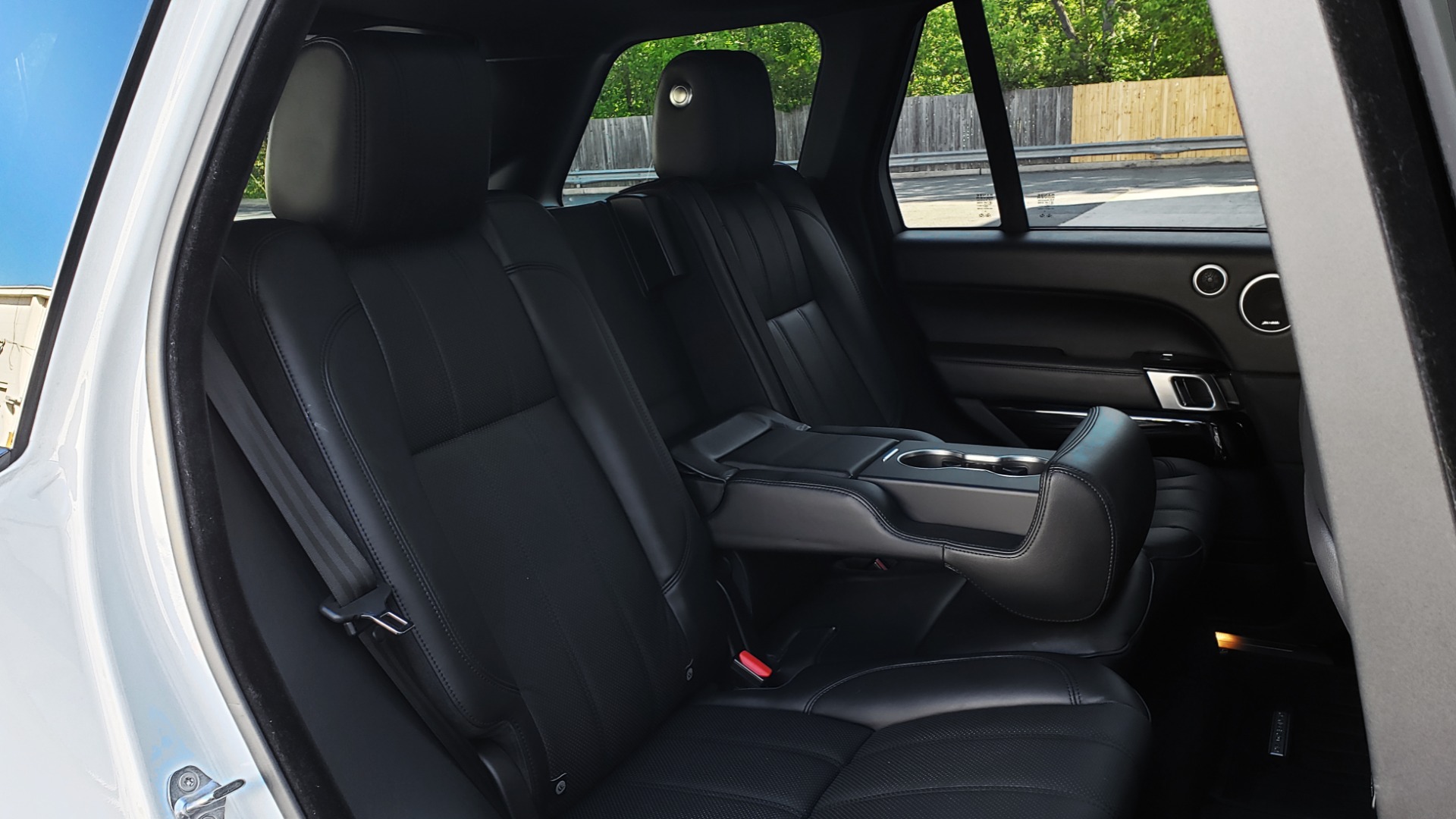 Used 2016 Land Rover RANGE ROVER HSE / NAV / VISION ASSIST / MERIDIAN / PANO-ROOF / REARVIEW for sale Sold at Formula Imports in Charlotte NC 28227 79