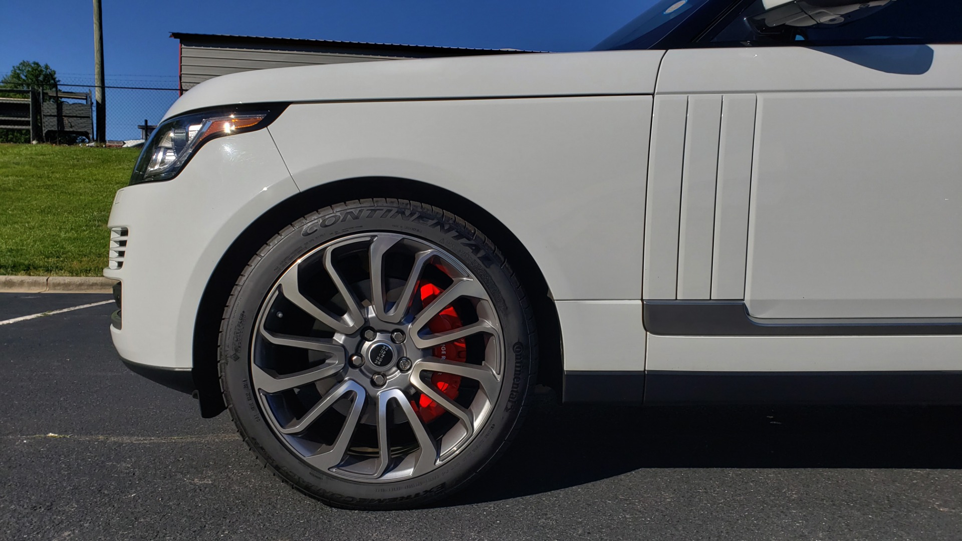 Used 2016 Land Rover RANGE ROVER HSE / AWD / SC V6 / NAV / VISION ASST / PANO-ROOF / BSM for sale $47,495 at Formula Imports in Charlotte NC 28227 86