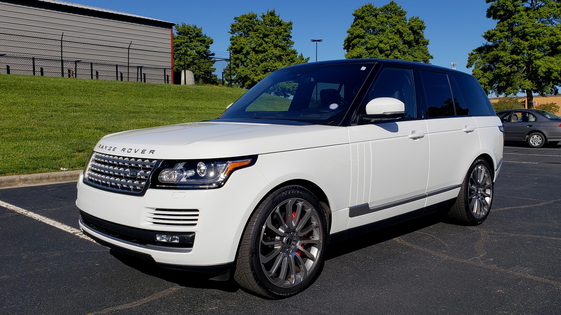 Used 2016 Land Rover RANGE ROVER HSE / NAV / VISION ASSIST / MERIDIAN / PANO-ROOF / REARVIEW for sale Sold at Formula Imports in Charlotte NC 28227 1