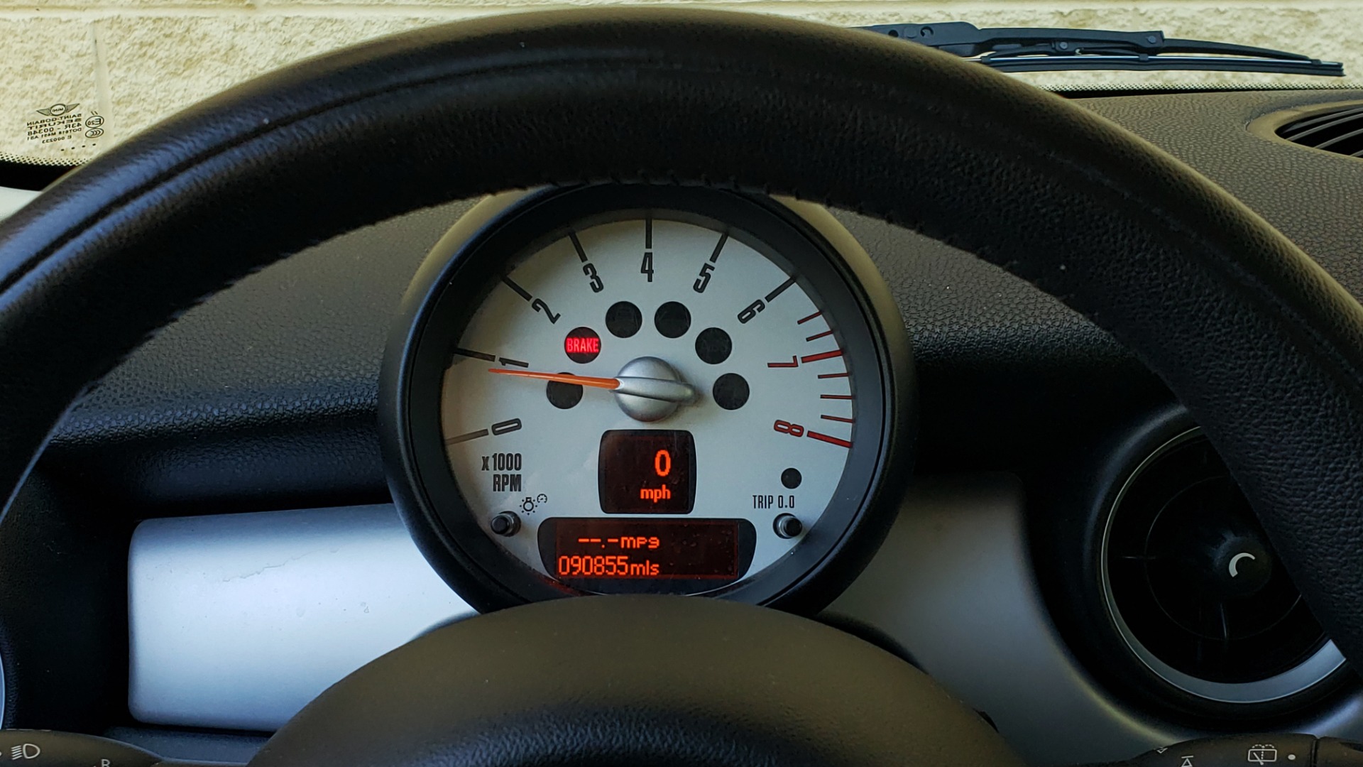 Used 2012 MINI COOPER HARDTOP 6-SPEED MANUAL / VERY CLEAN / 37 MPG for sale Sold at Formula Imports in Charlotte NC 28227 38