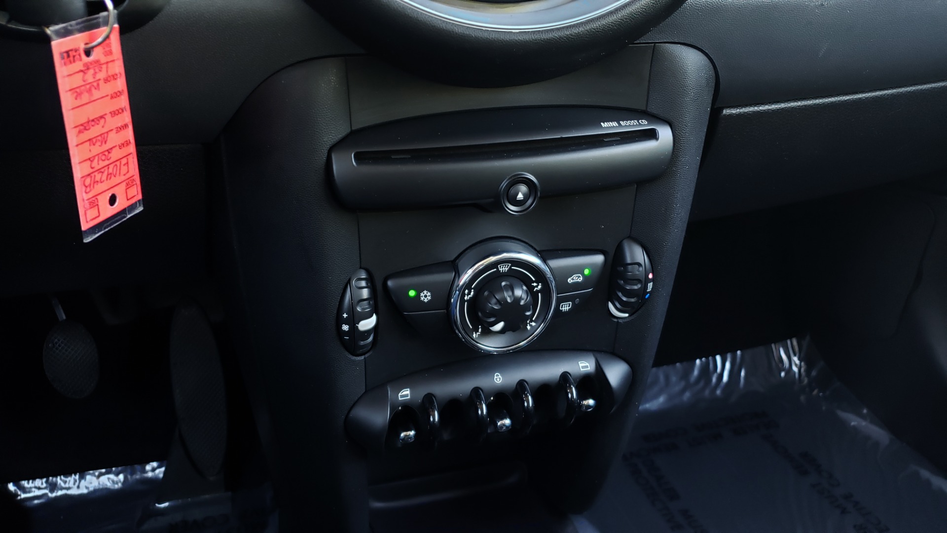 Used 2012 MINI COOPER HARDTOP 6-SPEED MANUAL / VERY CLEAN / 37 MPG for sale Sold at Formula Imports in Charlotte NC 28227 43