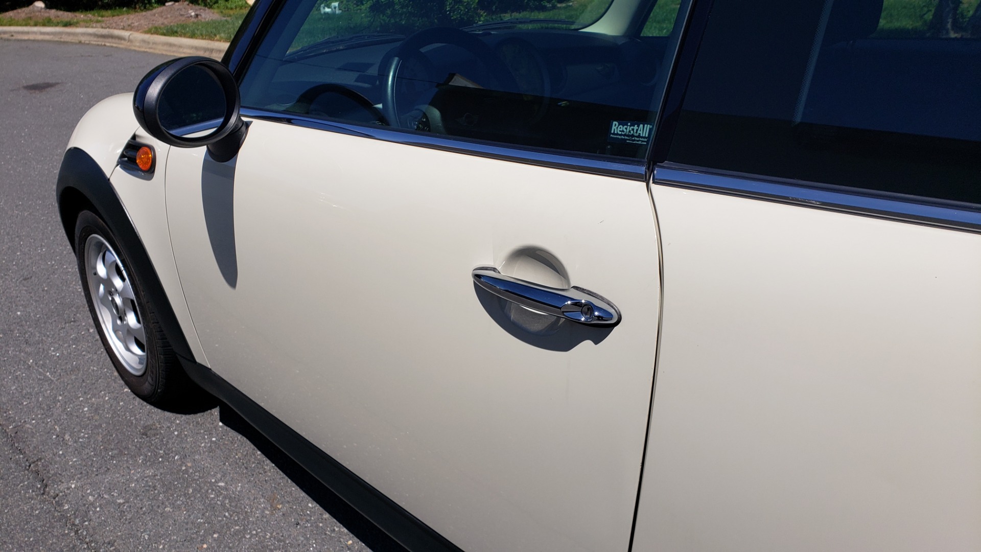 Used 2012 MINI COOPER HARDTOP 6-SPEED MANUAL / VERY CLEAN / 37 MPG for sale Sold at Formula Imports in Charlotte NC 28227 7