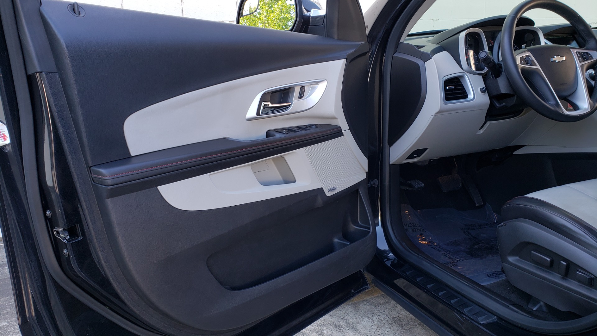 Used 2012 Chevrolet EQUINOX LTZ / FWD / 3.0L V6 / NAV / SUNROOF / PIONEER SND / REARVIEW for sale Sold at Formula Imports in Charlotte NC 28227 33