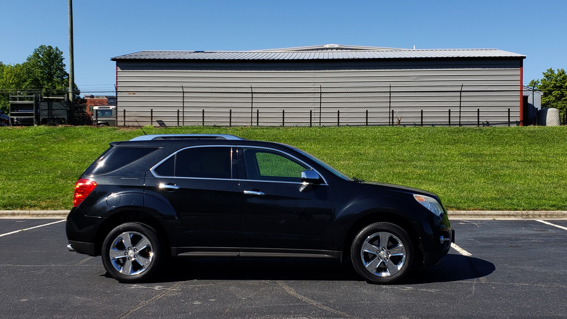 Used 2012 Chevrolet EQUINOX LTZ / FWD / 3.0L V6 / NAV / SUNROOF / PIONEER SND / REARVIEW for sale Sold at Formula Imports in Charlotte NC 28227 5