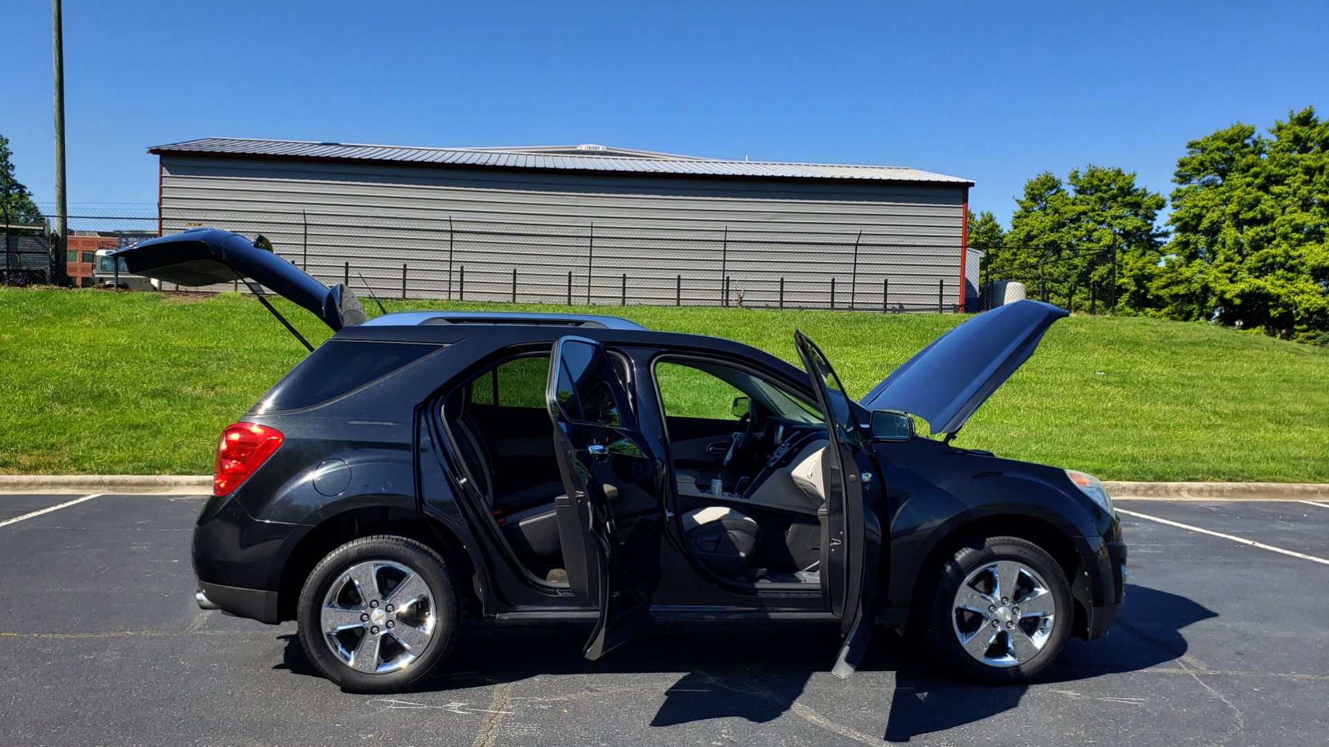 Used 2012 Chevrolet EQUINOX LTZ / FWD / 3.0L V6 / NAV / SUNROOF / PIONEER SND / REARVIEW for sale Sold at Formula Imports in Charlotte NC 28227 9