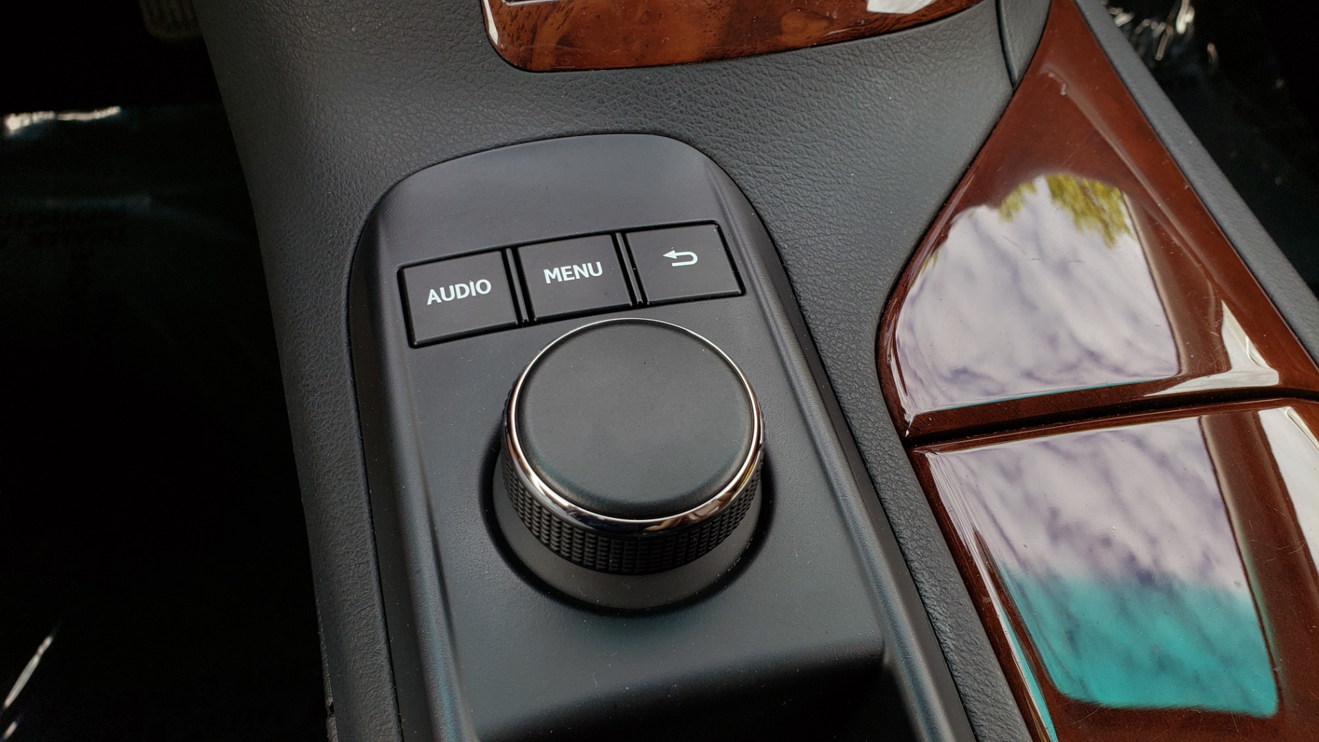Used 2013 Lexus RX 350 PREMIUM PKG / SUNROOF / BSM / PARK ASST / REARVIEW for sale Sold at Formula Imports in Charlotte NC 28227 50