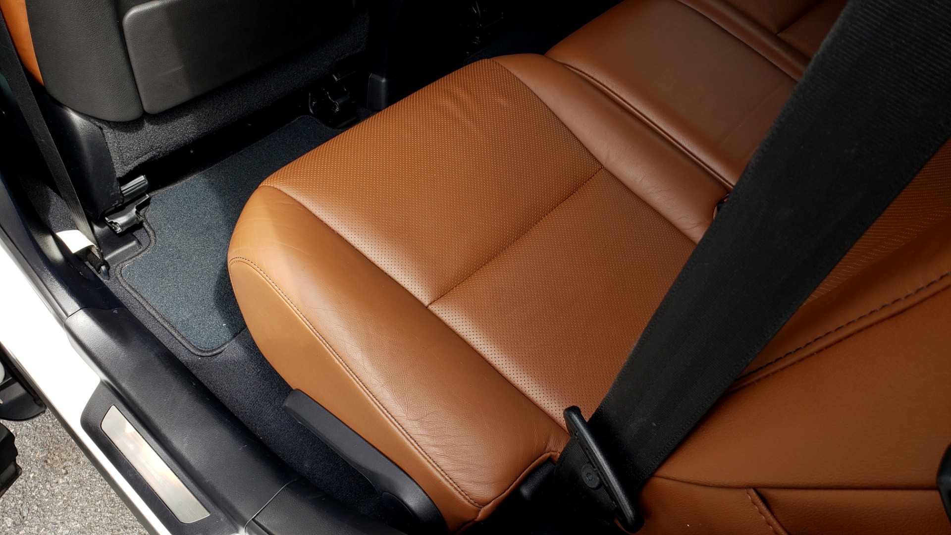 Used 2013 Lexus RX 350 PREMIUM PKG / SUNROOF / BSM / PARK ASST / REARVIEW for sale Sold at Formula Imports in Charlotte NC 28227 60