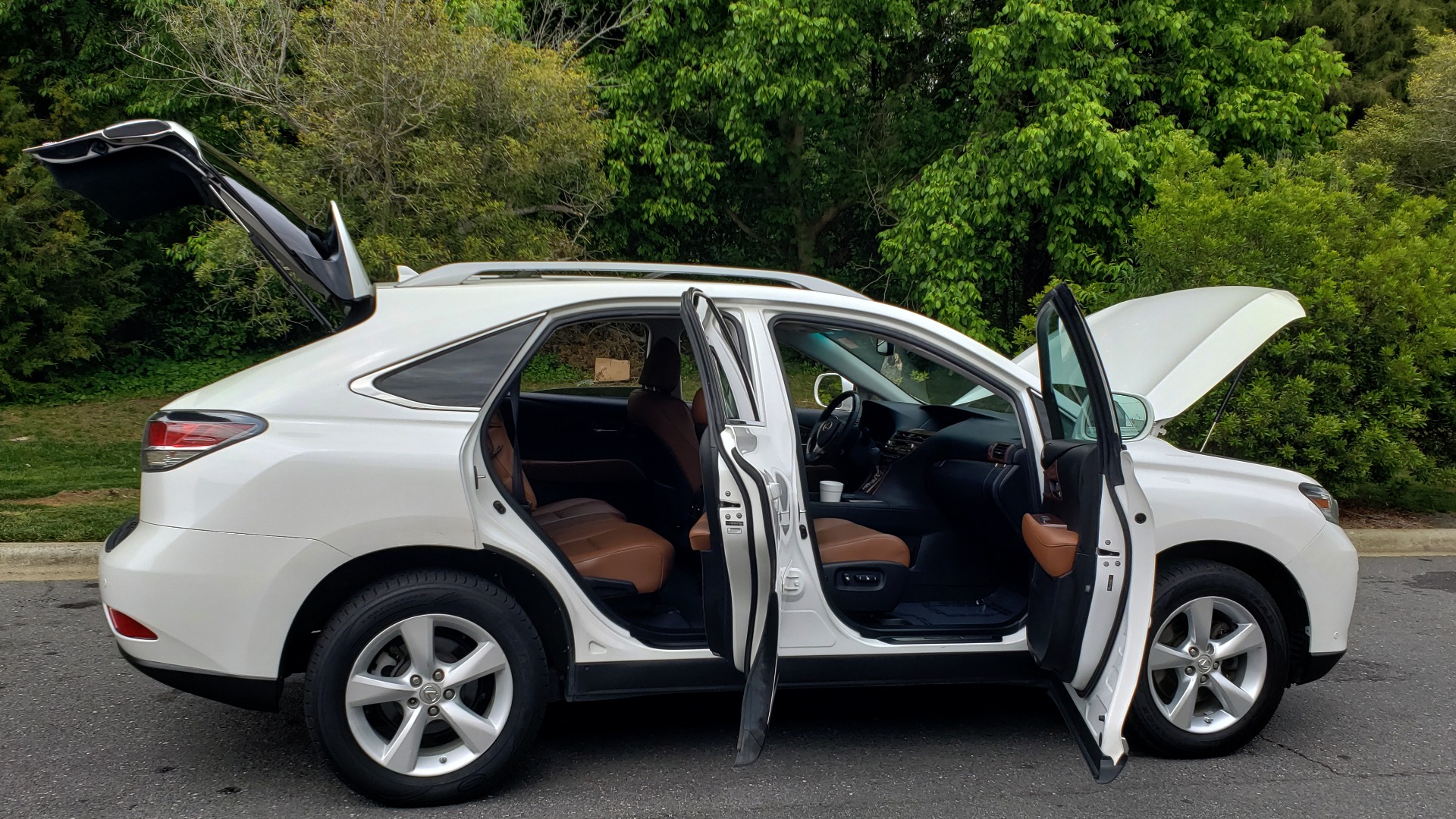 Used 2013 Lexus RX 350 PREMIUM PKG / SUNROOF / BSM / PARK ASST / REARVIEW for sale Sold at Formula Imports in Charlotte NC 28227 9