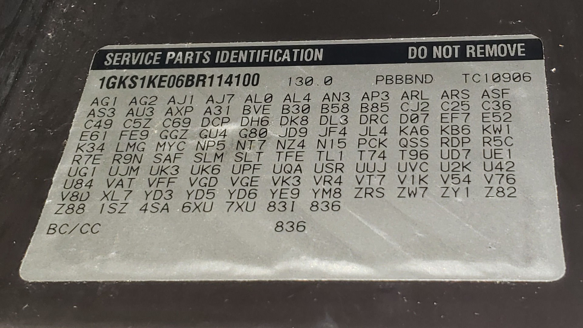 Used 2011 GMC YUKON XL 1500 SLT / 2WD / DVD / VENTILATED SEATS / 3-ROW for sale Sold at Formula Imports in Charlotte NC 28227 1