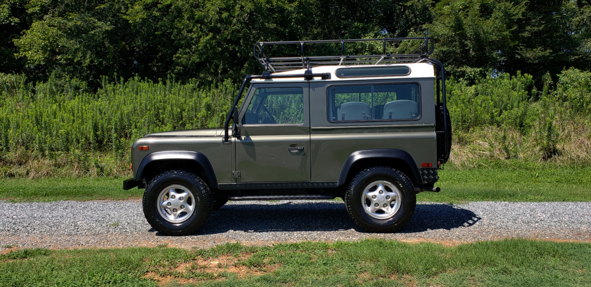 Used 1997 Land Rover Defender 90 for sale Sold at Formula Imports in Charlotte NC 28227 3