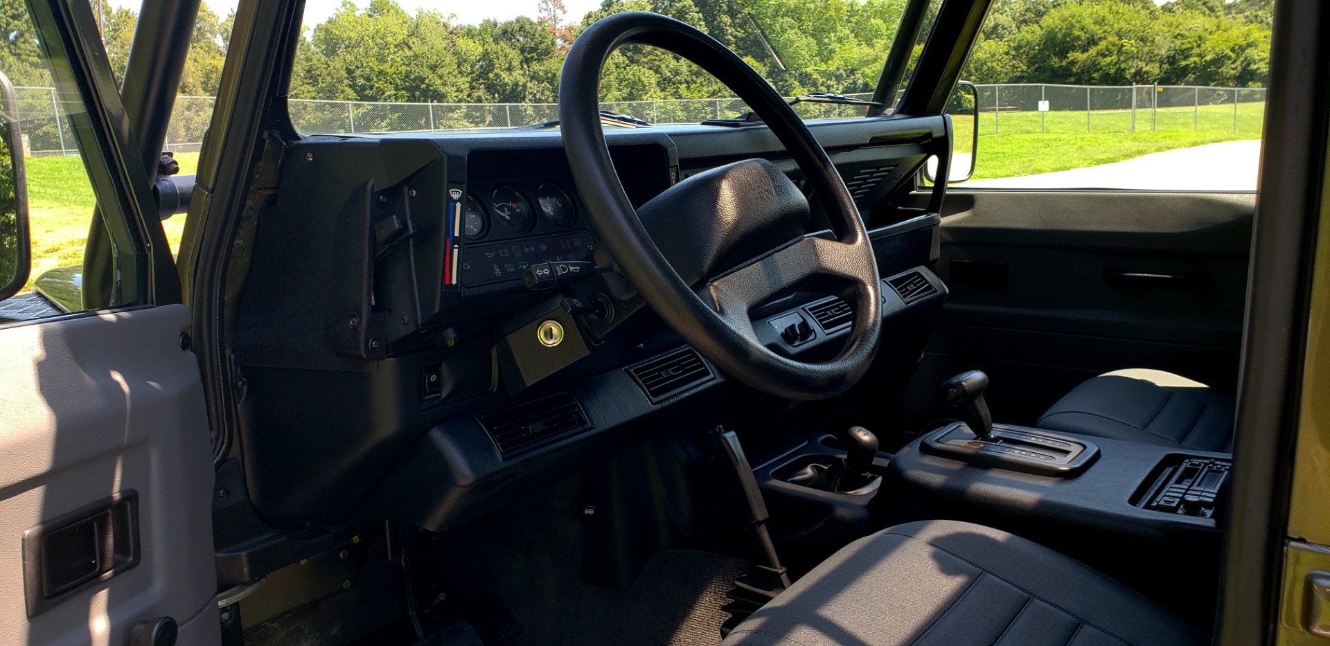 Used 1997 Land Rover Defender 90 for sale Sold at Formula Imports in Charlotte NC 28227 42