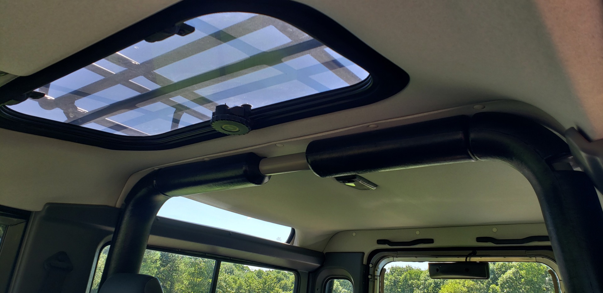 Used 1997 Land Rover Defender 90 for sale Sold at Formula Imports in Charlotte NC 28227 45