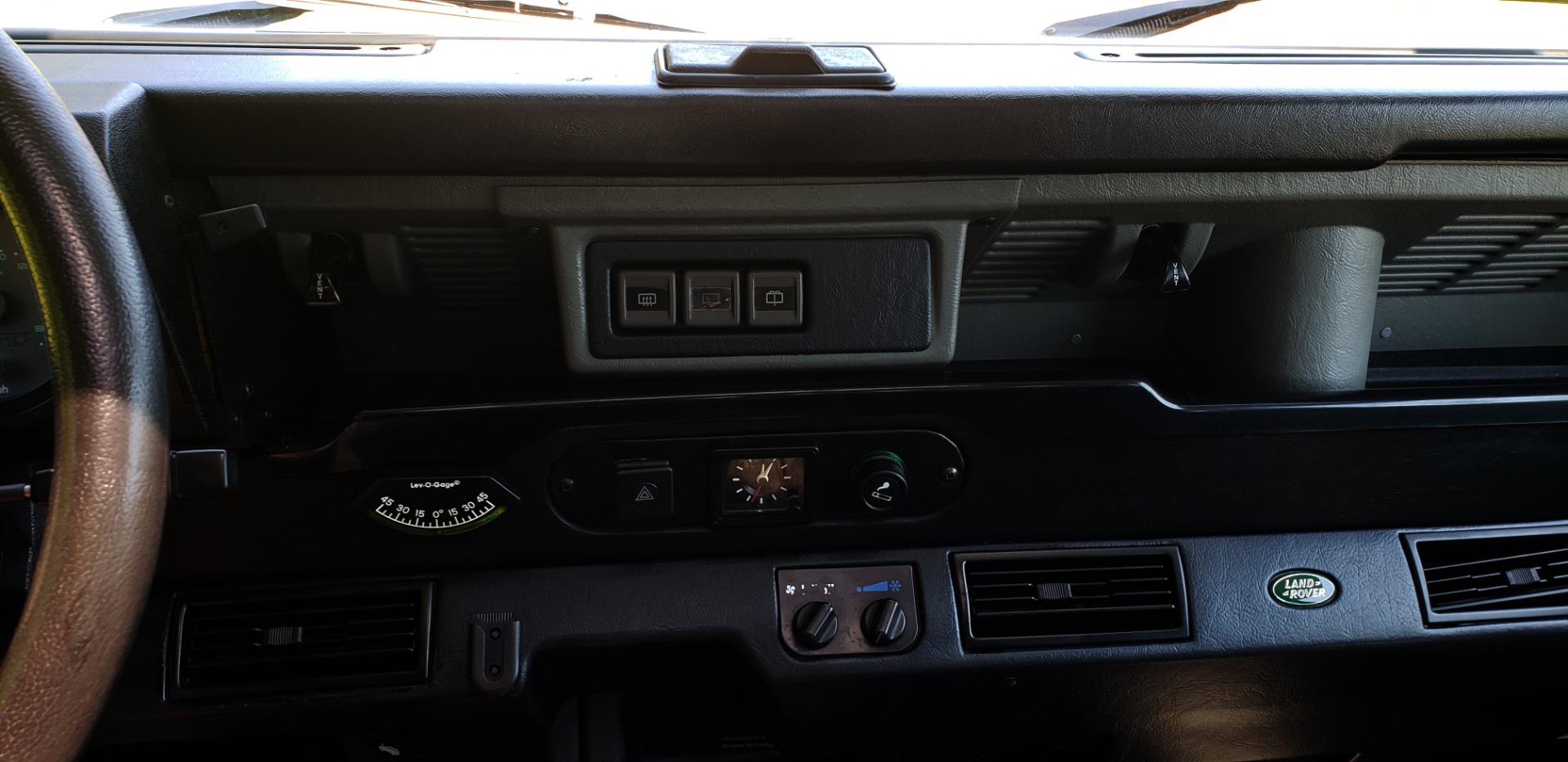Used 1997 Land Rover Defender 90 for sale Sold at Formula Imports in Charlotte NC 28227 49