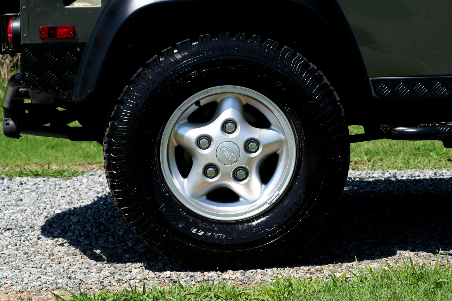 Used 1997 Land Rover Defender 90 for sale Sold at Formula Imports in Charlotte NC 28227 73