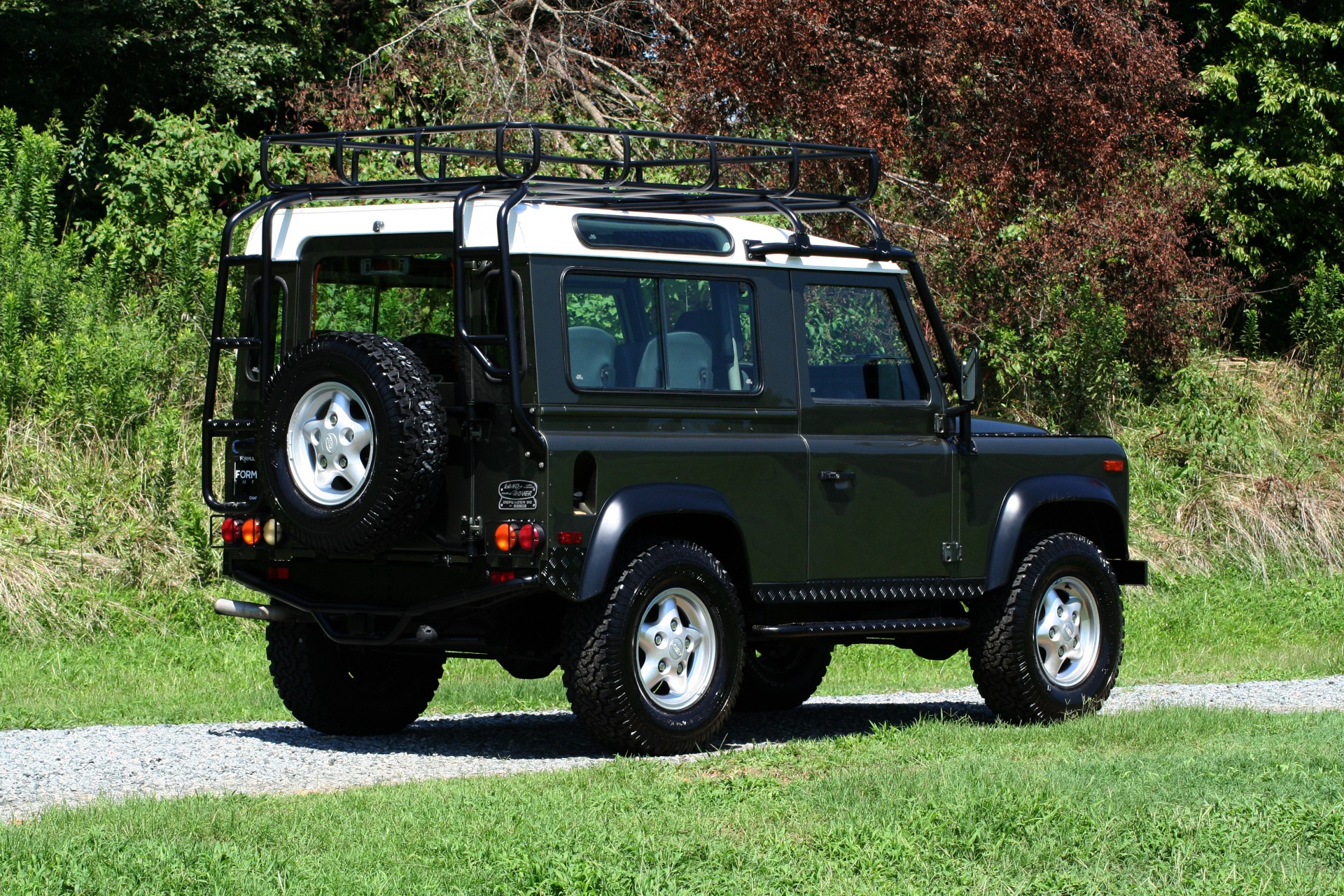 Used 1997 Land Rover Defender 90 for sale Sold at Formula Imports in Charlotte NC 28227 9