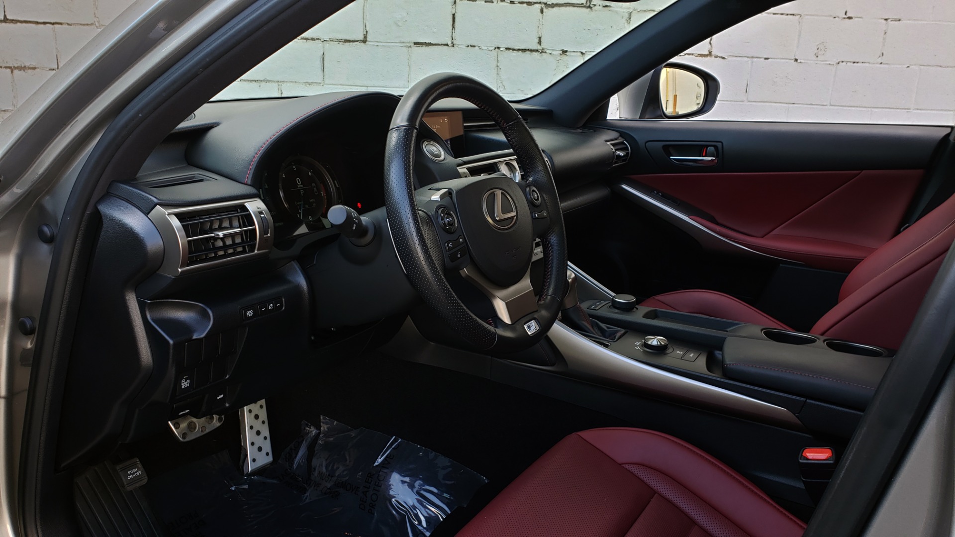 Used 2016 Lexus IS 300 F-SPORT / SUNROOF / BSM / VENTILATED SEATS / REARVIEW for sale Sold at Formula Imports in Charlotte NC 28227 32
