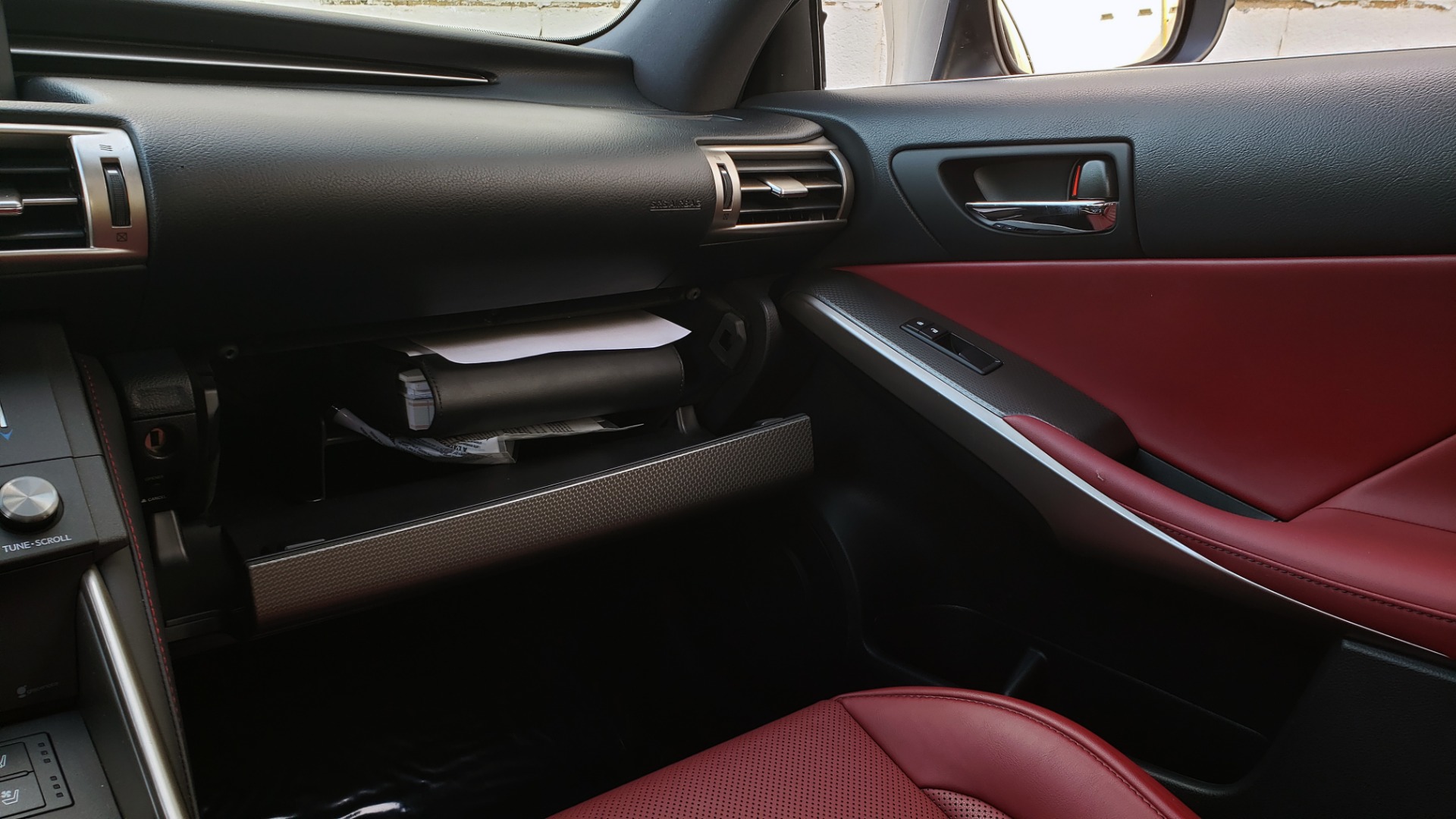 Used 2016 Lexus IS 300 F-SPORT / SUNROOF / BSM / VENTILATED SEATS / REARVIEW for sale Sold at Formula Imports in Charlotte NC 28227 45