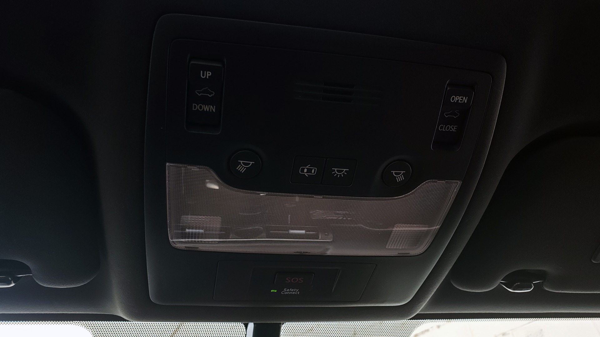 Used 2016 Lexus IS 300 F-SPORT / SUNROOF / BSM / VENTILATED SEATS / REARVIEW for sale Sold at Formula Imports in Charlotte NC 28227 49