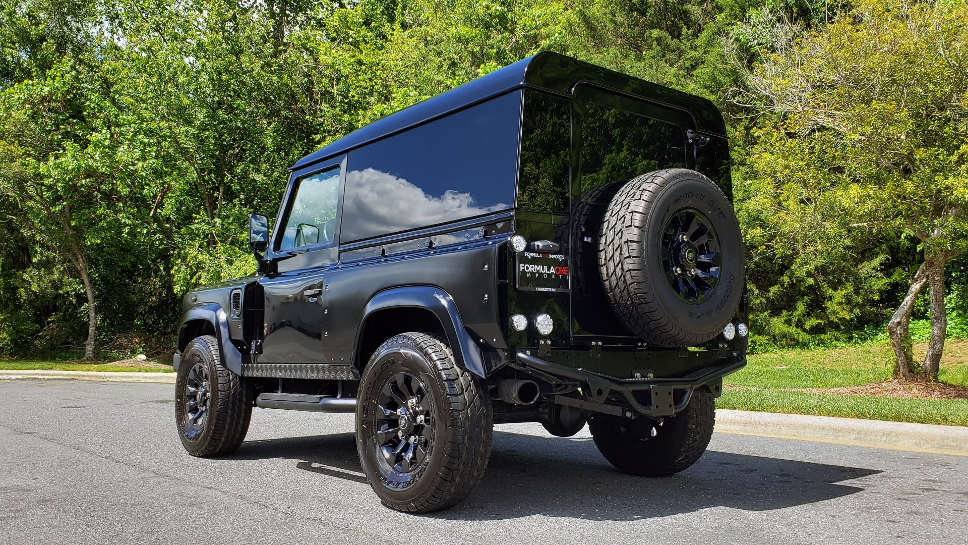 Used 1985 Land Rover DEFENDER 90 4X4 CUSTOM RESTORED 5.3L LS V8 for sale Sold at Formula Imports in Charlotte NC 28227 4