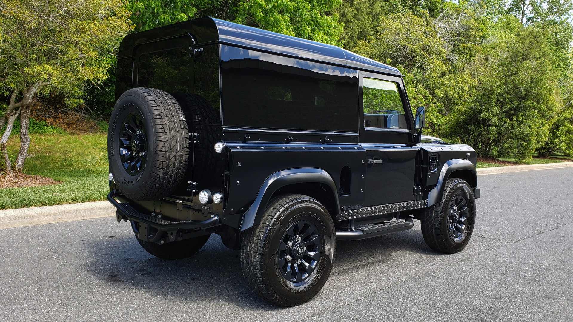 Used 1985 Land Rover DEFENDER 90 4X4 CUSTOM RESTORED 5.3L LS V8 for sale Sold at Formula Imports in Charlotte NC 28227 8