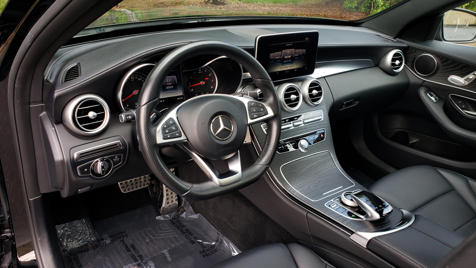 Used 2016 Mercedes-Benz C-CLASS C300 SPORT / PREM PKG / NAV / PANO-ROOF / REARVIEW / KEYLESS-GO for sale Sold at Formula Imports in Charlotte NC 28227 38