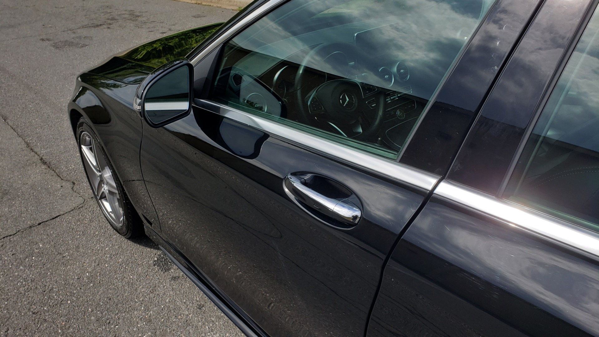 Used 2016 Mercedes-Benz C-CLASS C300 SPORT / PREM PKG / NAV / PANO-ROOF / REARVIEW / KEYLESS-GO for sale Sold at Formula Imports in Charlotte NC 28227 4
