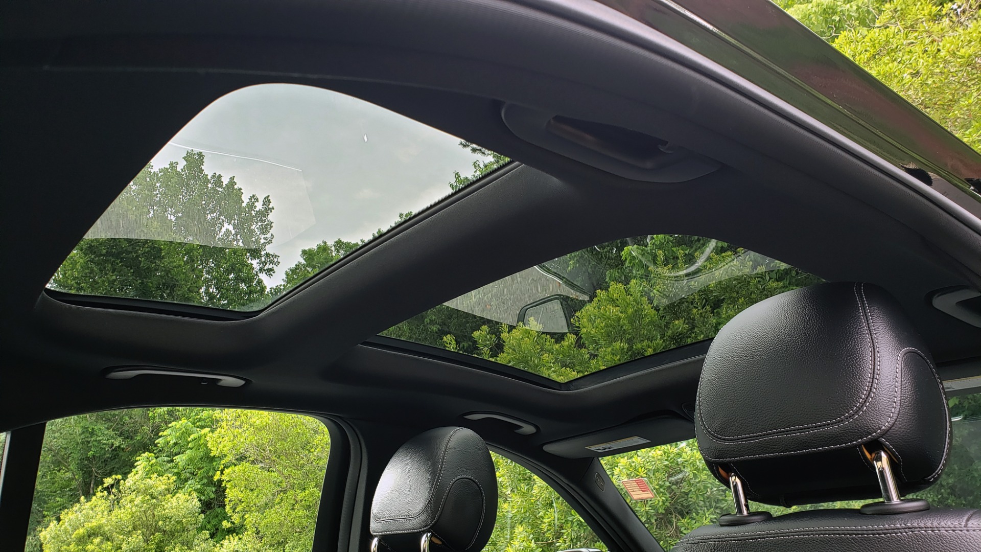 Used 2016 Mercedes-Benz C-CLASS C300 SPORT / PREM PKG / NAV / PANO-ROOF / REARVIEW / KEYLESS-GO for sale Sold at Formula Imports in Charlotte NC 28227 79