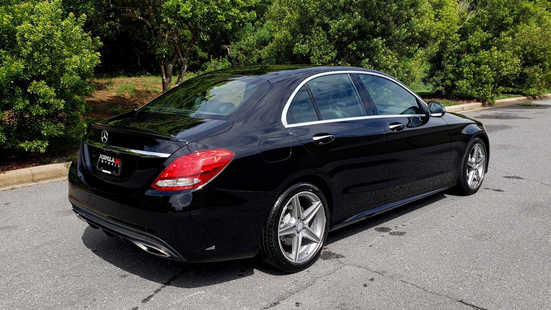 Used 2016 Mercedes-Benz C-CLASS C300 SPORT / PREM PKG / NAV / PANO-ROOF / REARVIEW / KEYLESS-GO for sale Sold at Formula Imports in Charlotte NC 28227 9
