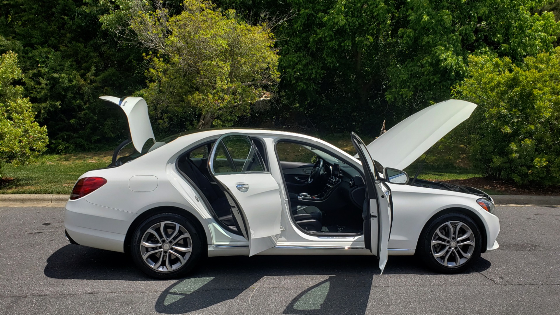 Used 2016 Mercedes-Benz C-CLASS C 300 4MATIC PREMIUM / PANO-ROOF / MULTI MEDIA PKG / REARVIEW for sale Sold at Formula Imports in Charlotte NC 28227 10