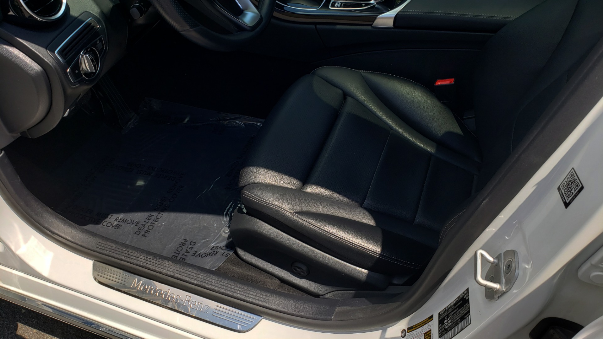 Used 2016 Mercedes-Benz C-CLASS C 300 4MATIC PREMIUM / PANO-ROOF / MULTI MEDIA PKG / REARVIEW for sale Sold at Formula Imports in Charlotte NC 28227 30
