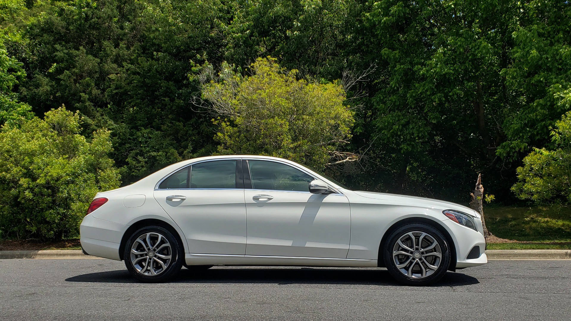 Used 2016 Mercedes-Benz C-CLASS C 300 4MATIC PREMIUM / PANO-ROOF / MULTI MEDIA PKG / REARVIEW for sale Sold at Formula Imports in Charlotte NC 28227 5