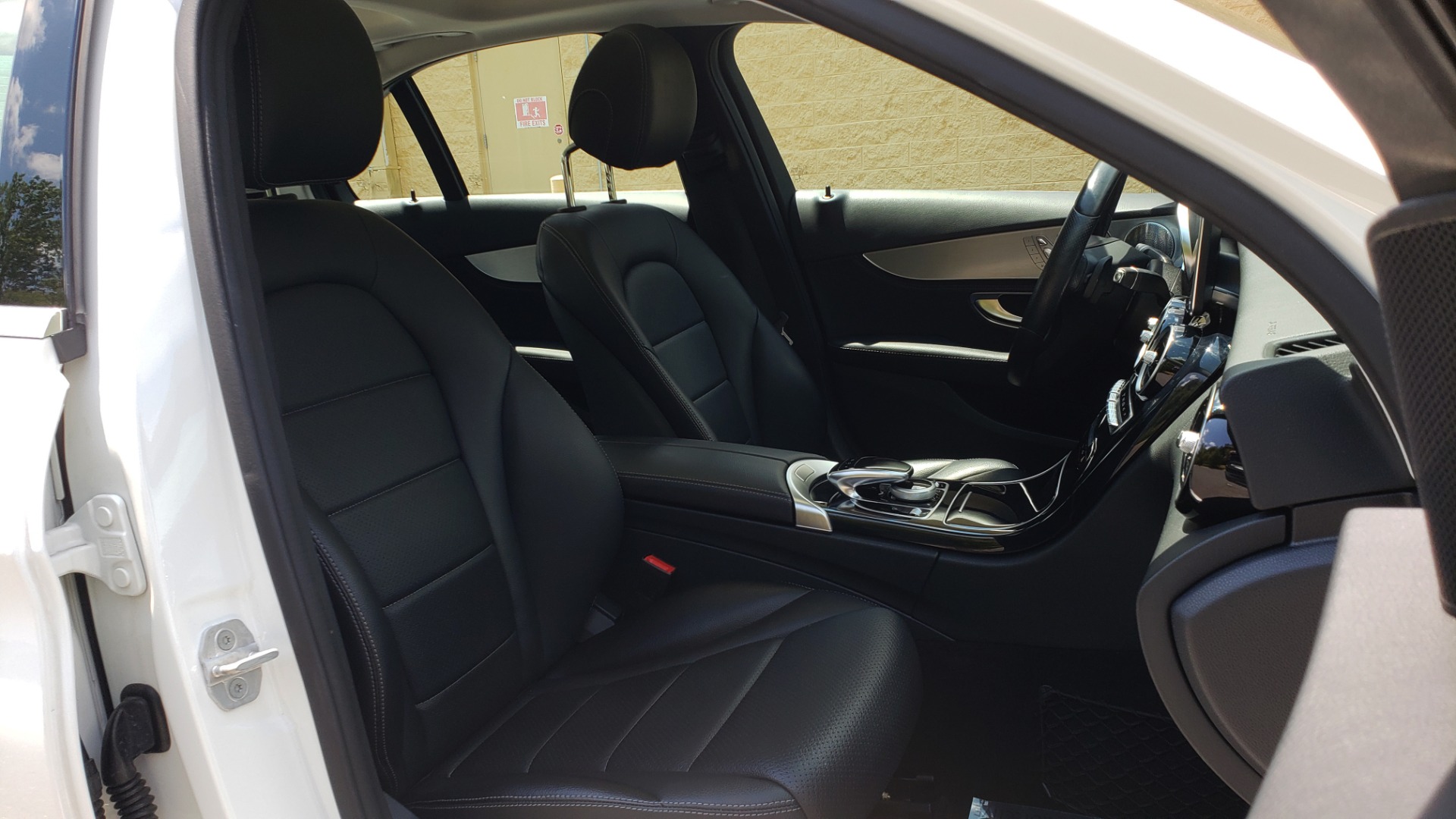 Used 2016 Mercedes-Benz C-CLASS C 300 4MATIC PREMIUM / PANO-ROOF / MULTI MEDIA PKG / REARVIEW for sale Sold at Formula Imports in Charlotte NC 28227 59