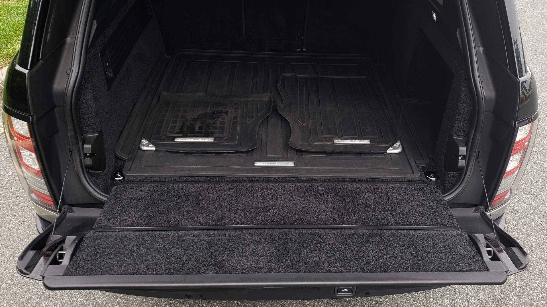 Used 2016 Land Rover RANGE ROVER HSE 3.0L / NAV / PANO / VENT SEATS / REARVIEW / BLIND SPOT for sale Sold at Formula Imports in Charlotte NC 28227 21