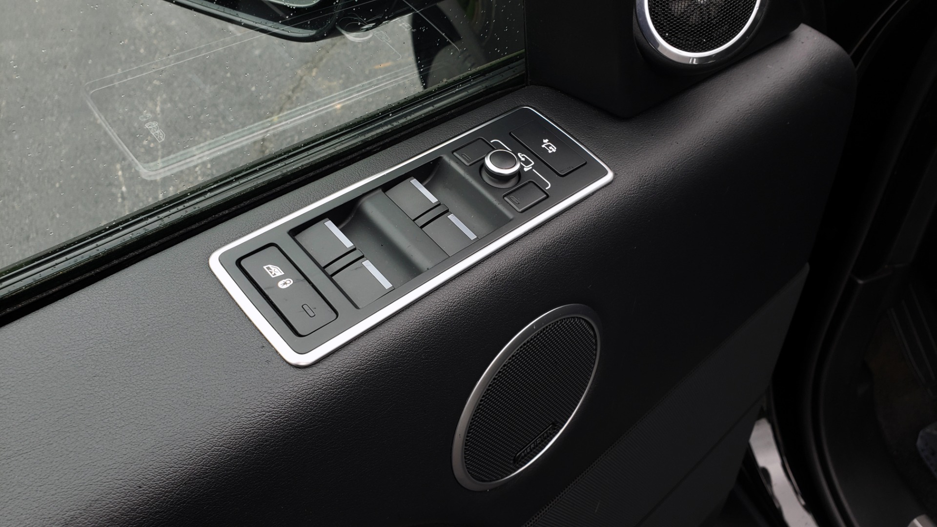 Used 2016 Land Rover RANGE ROVER HSE 3.0L / NAV / PANO / VENT SEATS / REARVIEW / BLIND SPOT for sale Sold at Formula Imports in Charlotte NC 28227 40