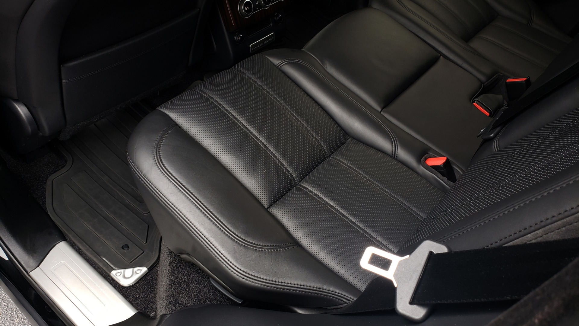 Used 2016 Land Rover RANGE ROVER HSE 3.0L / NAV / PANO / VENT SEATS / REARVIEW / BLIND SPOT for sale Sold at Formula Imports in Charlotte NC 28227 62