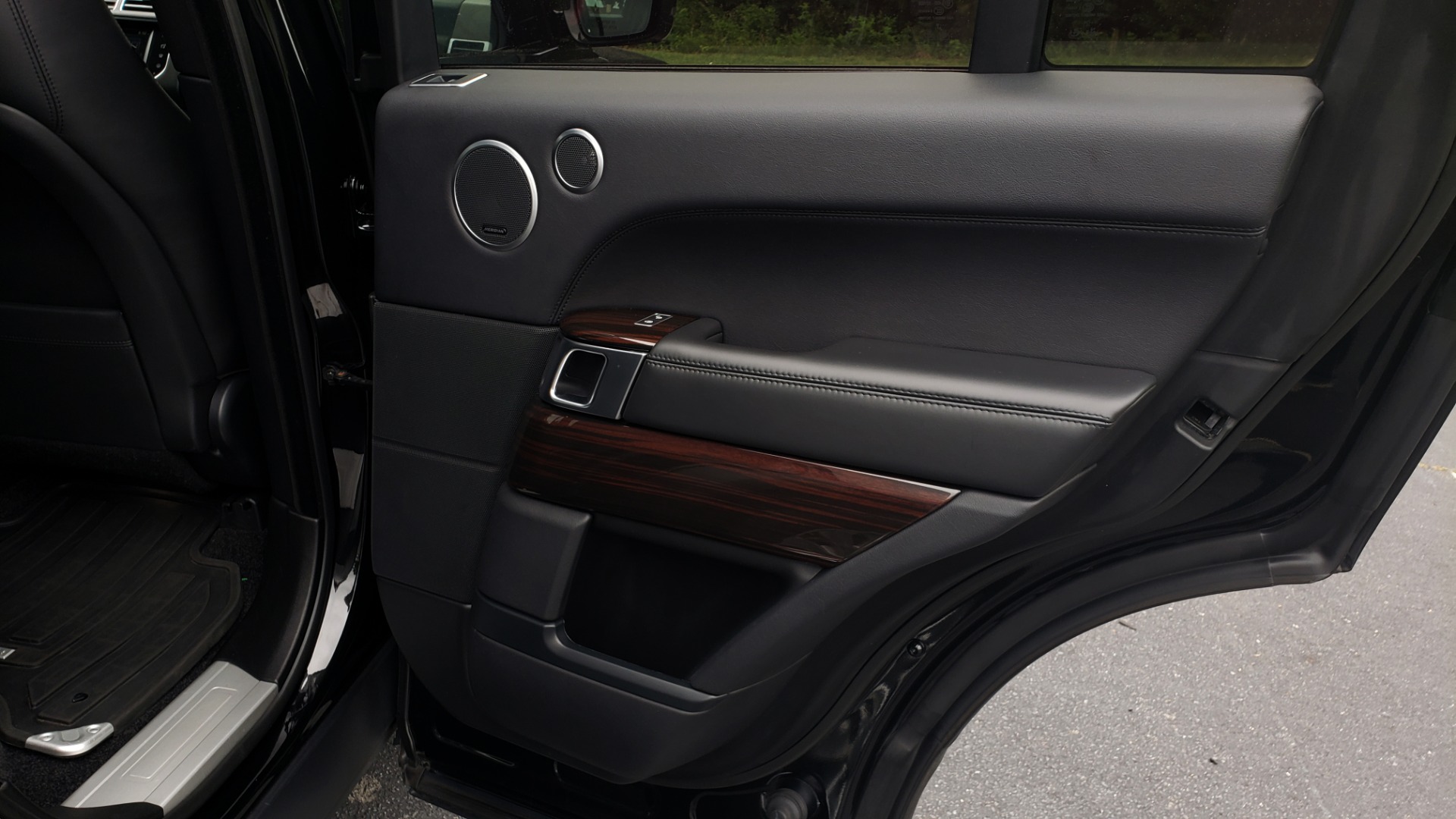 Used 2016 Land Rover RANGE ROVER HSE 3.0L / NAV / PANO / VENT SEATS / REARVIEW / BLIND SPOT for sale Sold at Formula Imports in Charlotte NC 28227 74