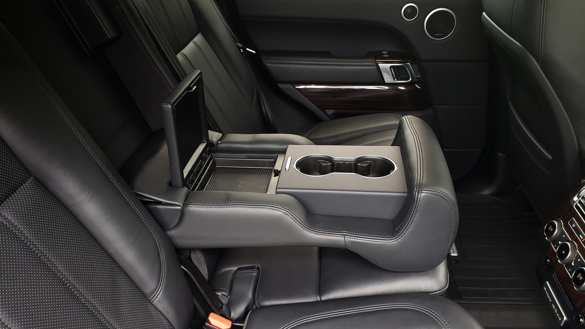 Used 2016 Land Rover RANGE ROVER HSE 3.0L / NAV / PANO / VENT SEATS / REARVIEW / BLIND SPOT for sale Sold at Formula Imports in Charlotte NC 28227 78