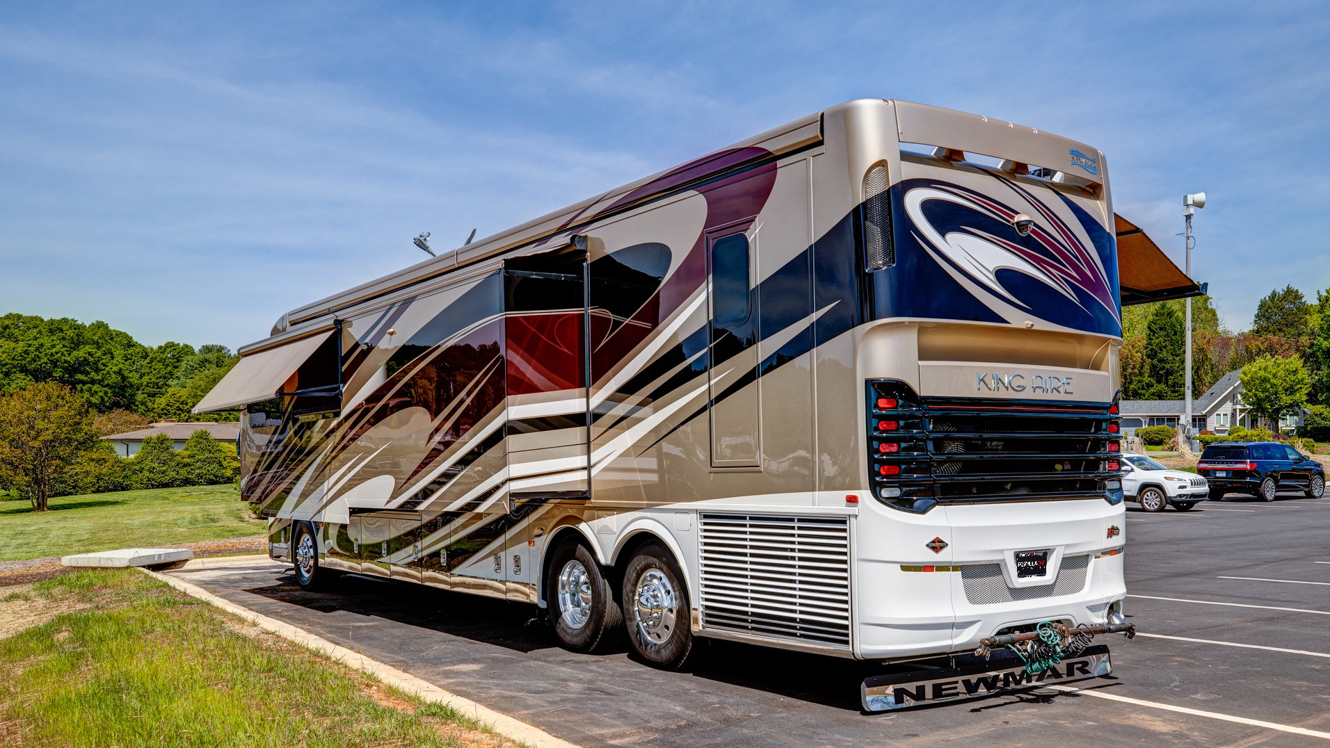 Used 2017 Newmar KING AIRE 45' DIESEL BUS 4553 / SPARTAN 600HP / SAT TV / AIR LEVELING for sale $499,900 at Formula Imports in Charlotte NC 28227 7