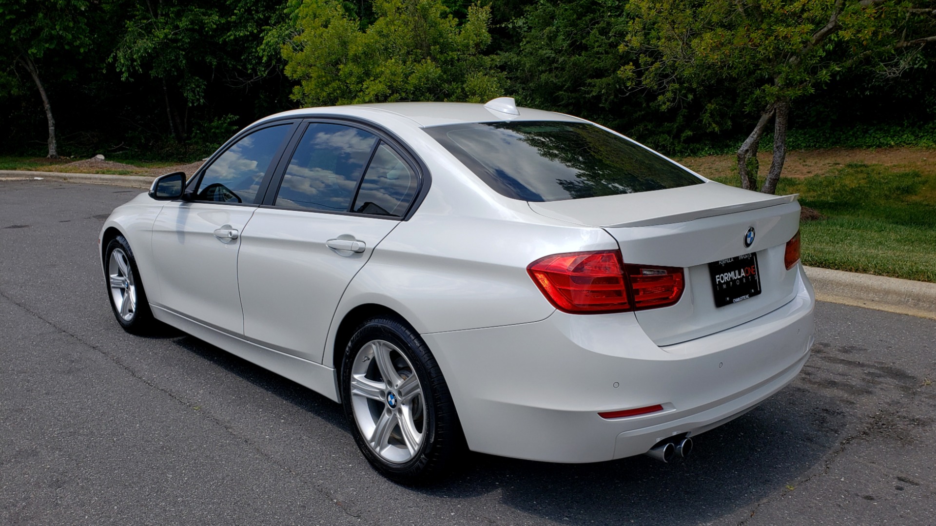 Used 2015 BMW 3 SERIES 328I PREMIUM / NAV / SUNROOF / HTD STS / DRIVER ASST / REARVIEW for sale Sold at Formula Imports in Charlotte NC 28227 3
